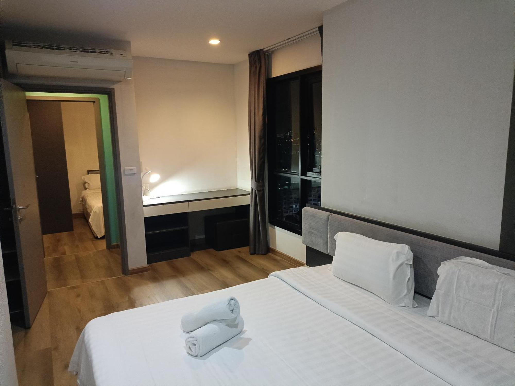 The Base Pattaya By Feng Apartment Exterior photo