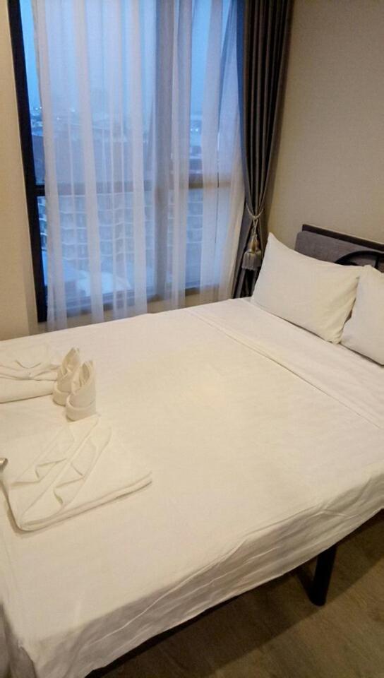 The Base Pattaya By Feng Apartment Exterior photo